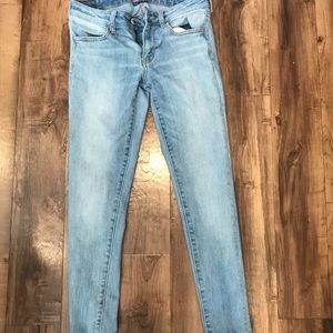 American Eagle skinny jeans